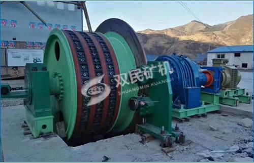 1636351188562840.jpg 多繩摩擦提升機(jī)1.jpg